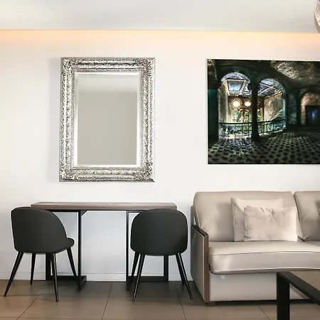 Roi De Sicile - Rivoli -- Luxury Aparthotel Parigi