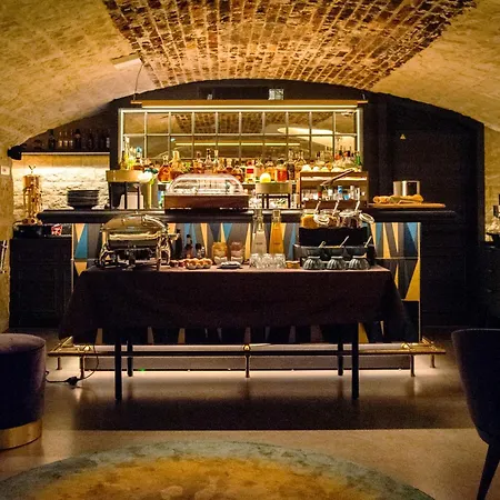 Roi De Sicile - Rivoli -- Luxury Parigi