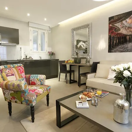 Roi De Sicile - Rivoli -- Luxury Aparthotel