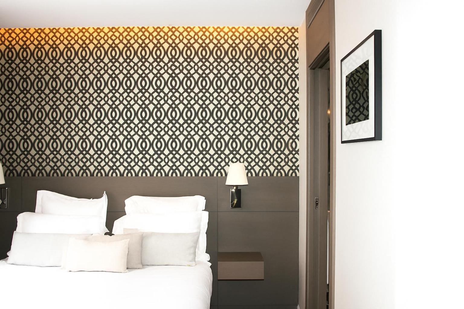 Roi De Sicile - Rivoli -- Luxury